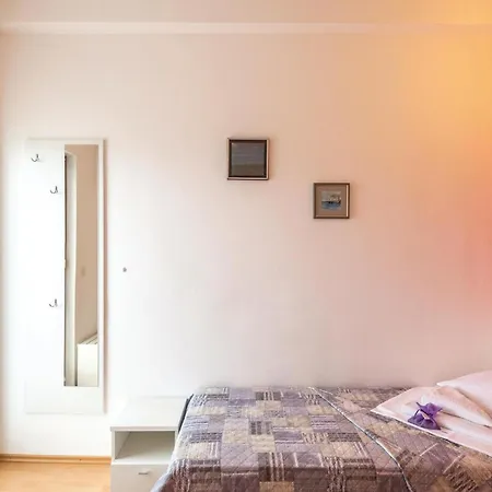Будинок відпочинку Amazing Home In Katuni *