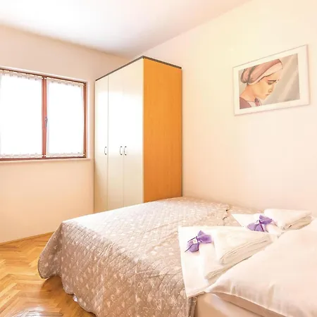 Prázdninový dům 05 *